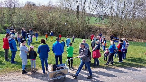 1. Wer bist du kennenlernen mit Ball